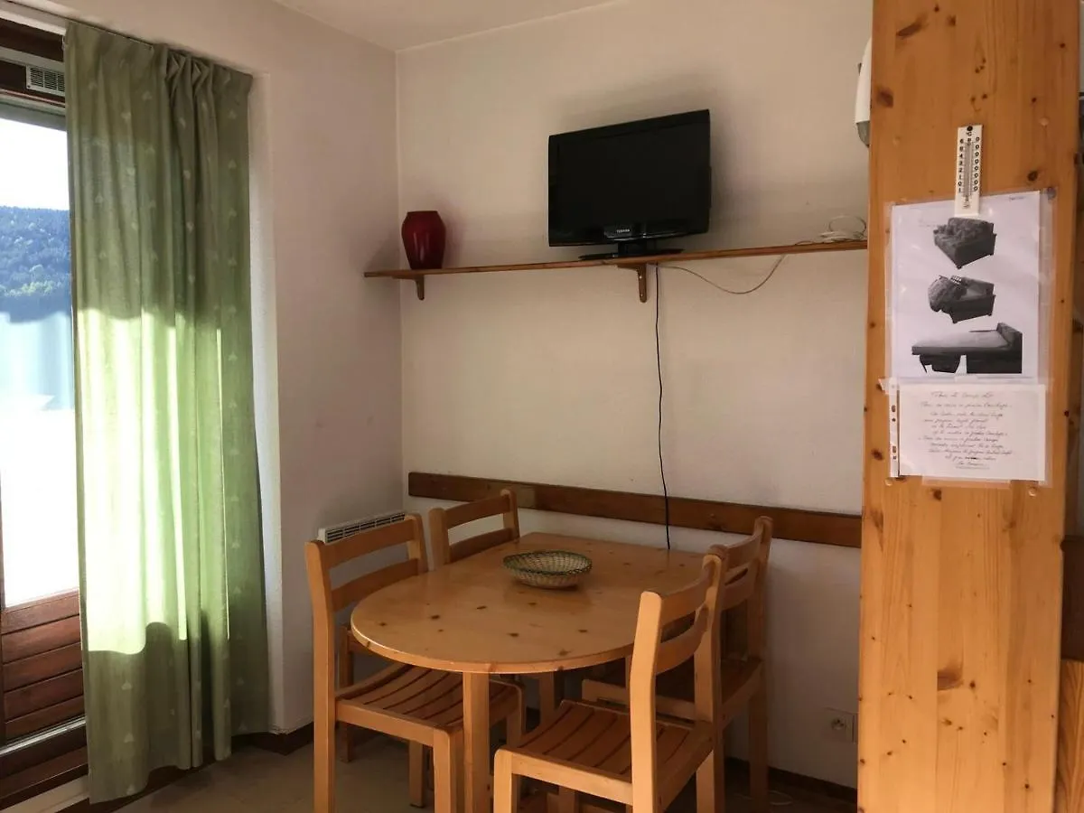 Apartment Appartement 2P Avec Balcon, Vue Montagnes Et Parc, Villard-De-Lans - Fr-1-515-45 France